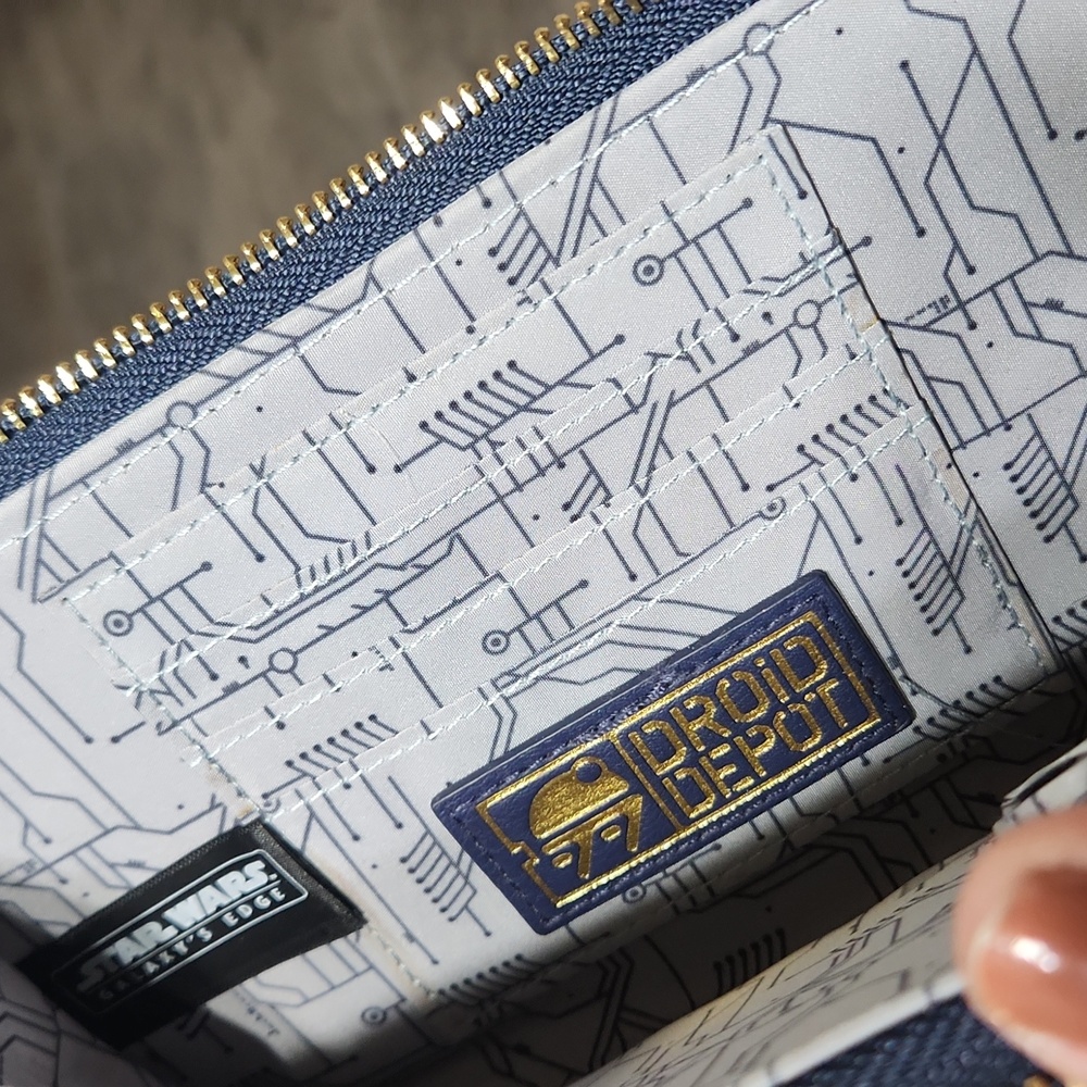 Disney Star Wars Droid Wallet/wristlet - Picture 3 of 6